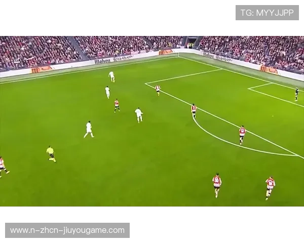 姆巴佩高速带球,突破防线形成绝佳射门角度,解析速度与技术的完美结合 姆巴佩高速带球,突破防线形成绝佳射门角度,解析速度与技术的完美结合